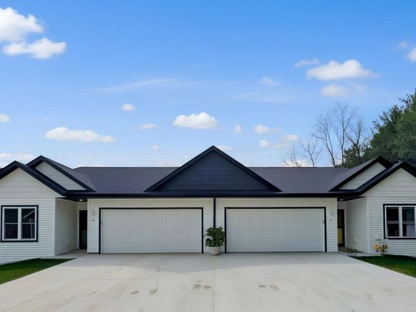 602 E Madison Avenue, Unit 35, Milton, WI 53563