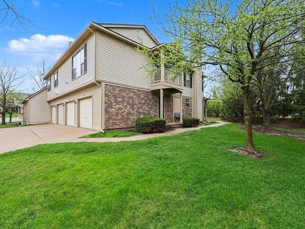 107 Commons Circle, Saline, MI 48176