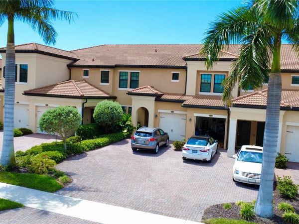 10054 CROOKED CREEK DRIVE, Unit 102, VENICE, FL 34293