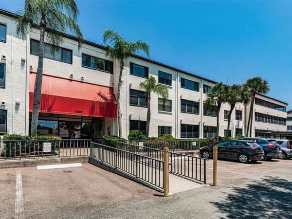 2587 COUNTRYSIDE BOULEVARD , Unit 6304, CLEARWATER, FL 33761
