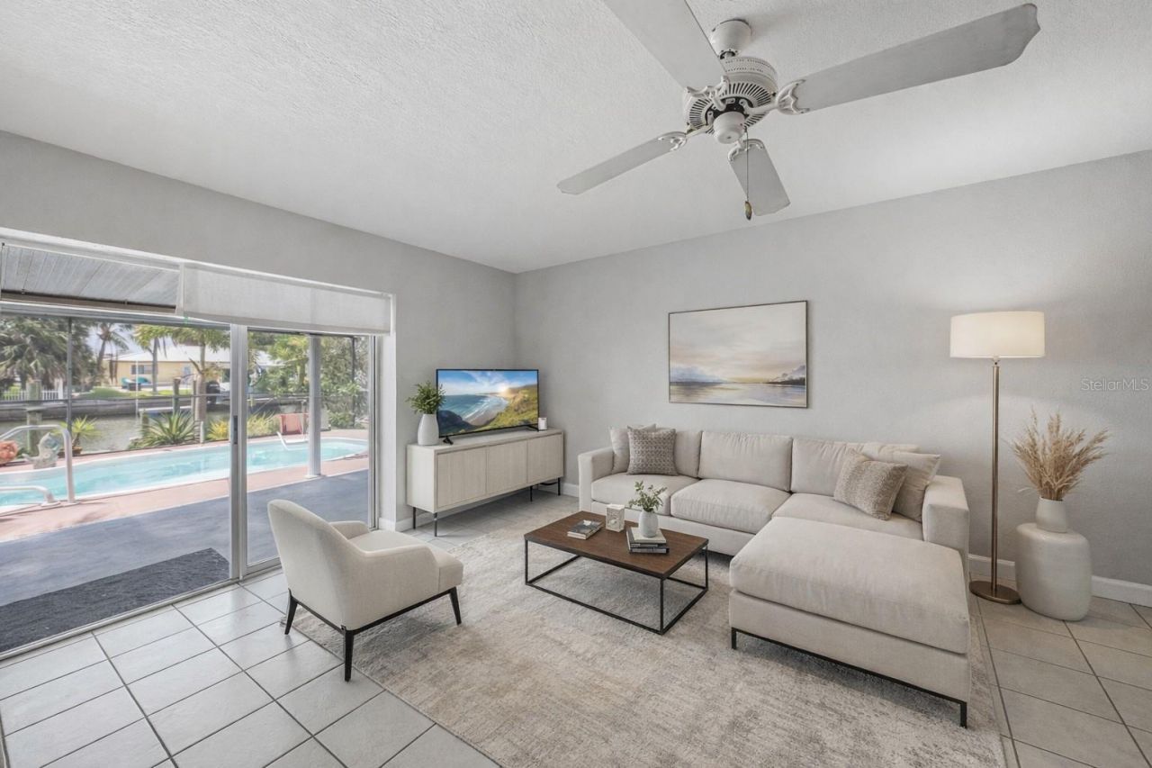 906 Sago Palm Way, Apollo Beach, FL 33572 Photo