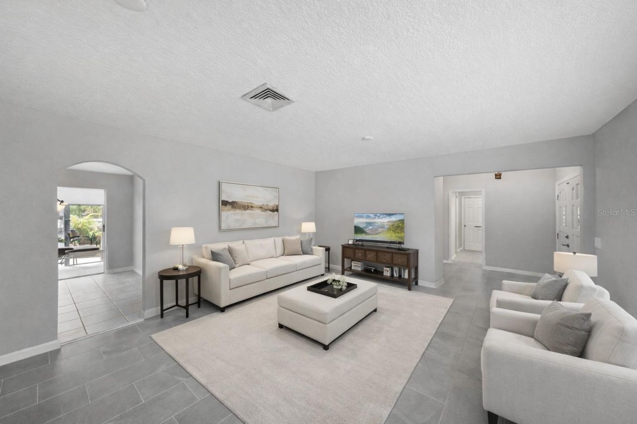 906 Sago Palm Way, Apollo Beach, FL 33572 Photo