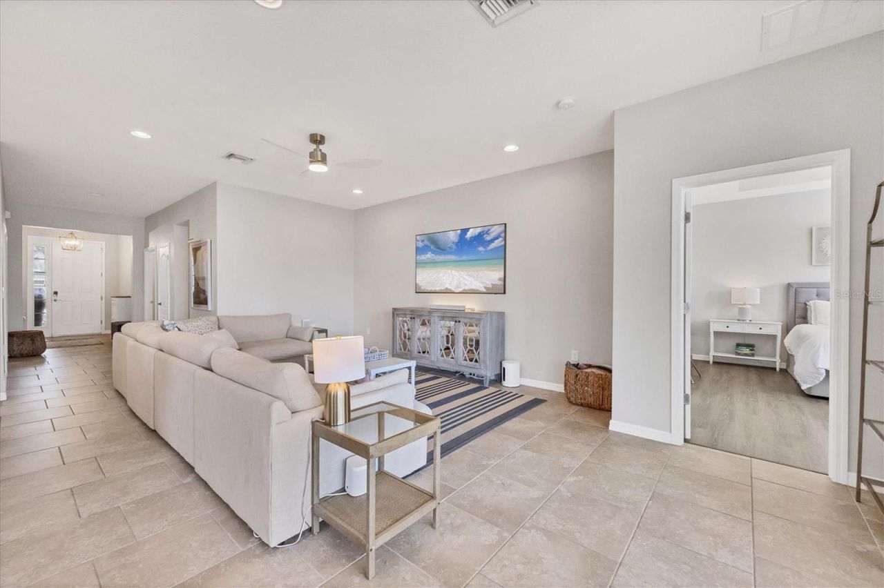 5333 Charlie Brown Lane, Sarasota, FL 34233 Photo