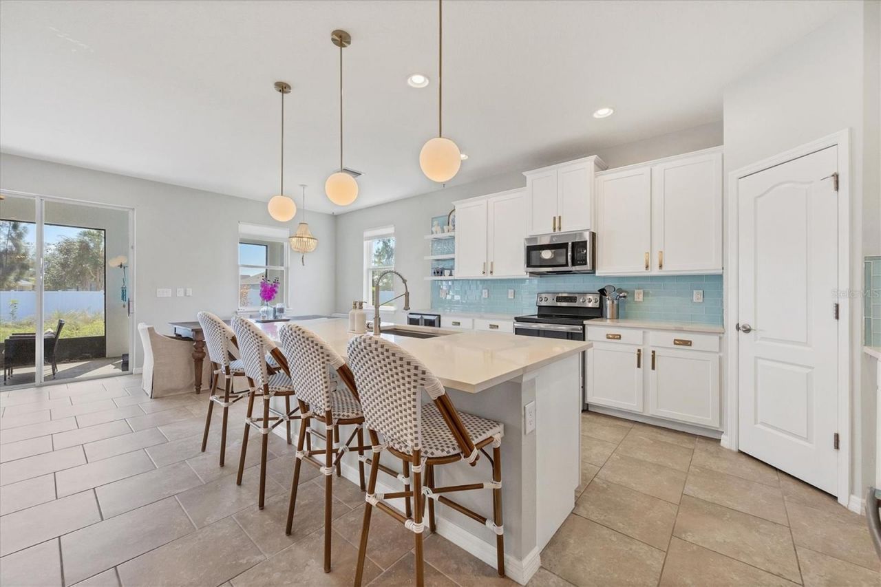 5333 Charlie Brown Lane, Sarasota, FL 34233 Photo