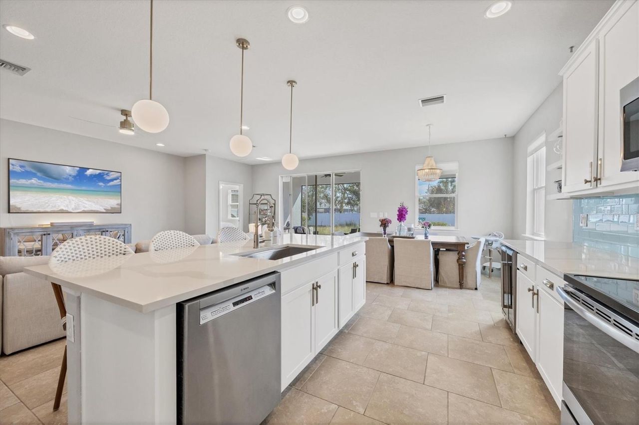 5333 Charlie Brown Lane, Sarasota, FL 34233 Photo