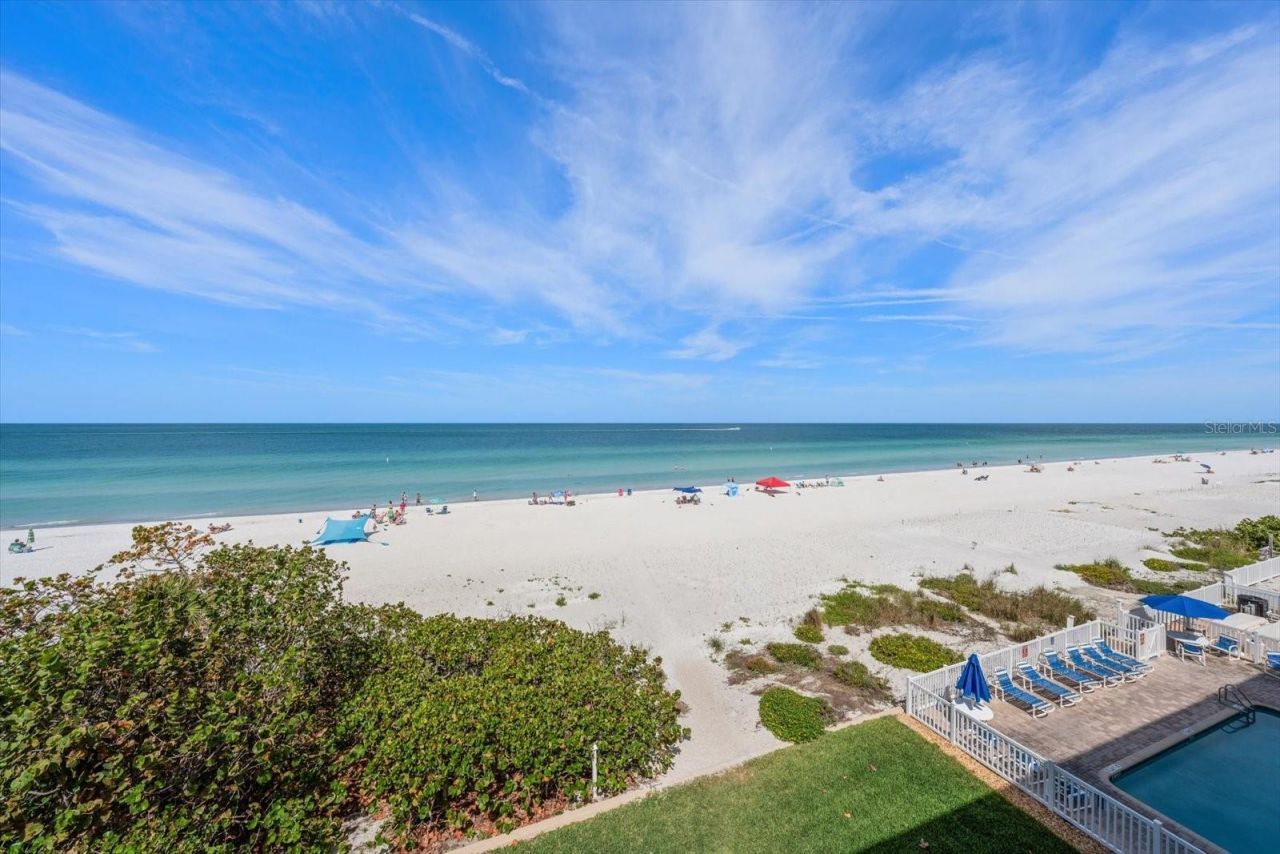102 Gulf Boulevard, Unit 401, Indian Rocks Beach, FL 33785 Photo