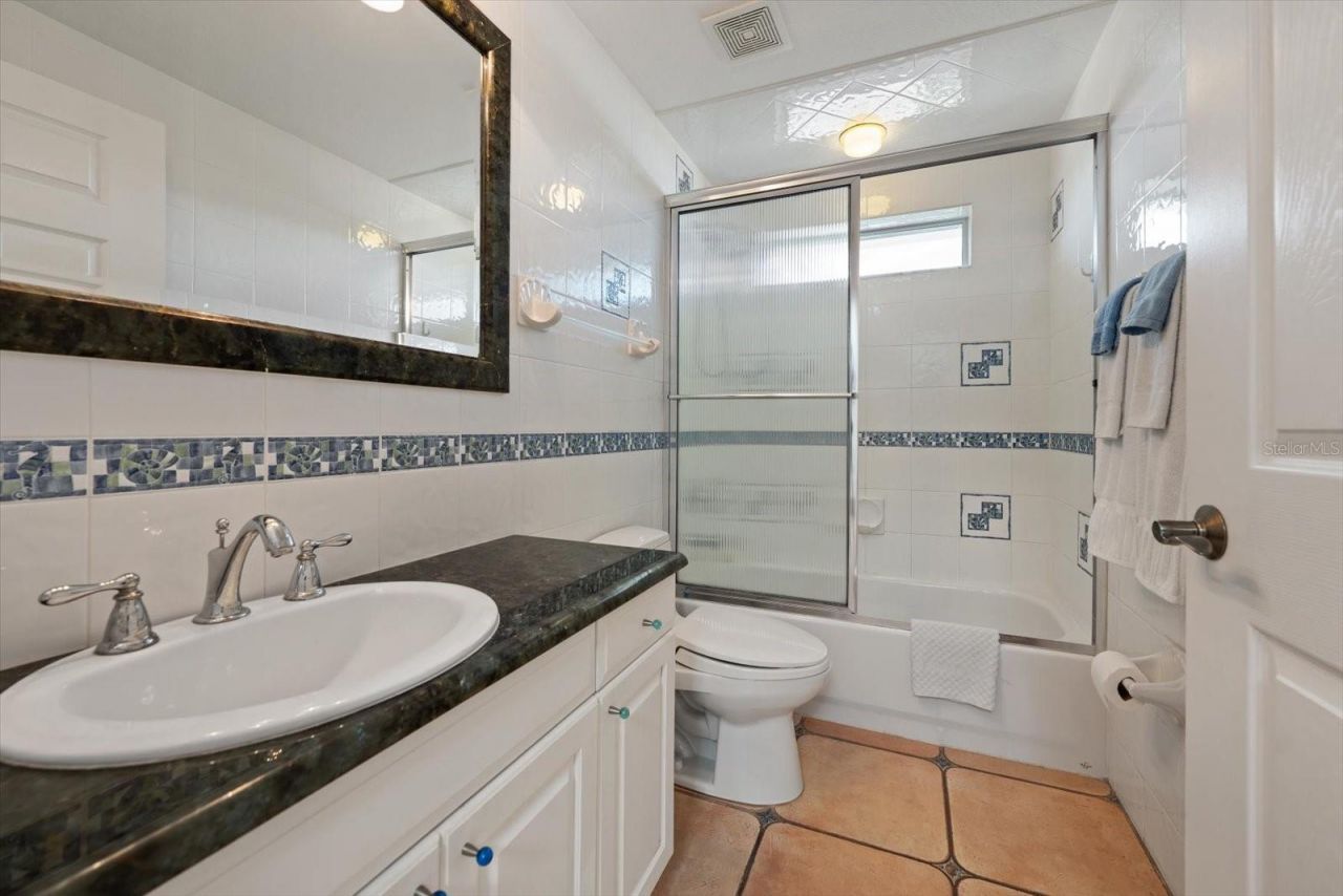 102 Gulf Boulevard, Unit 401, Indian Rocks Beach, FL 33785 Photo