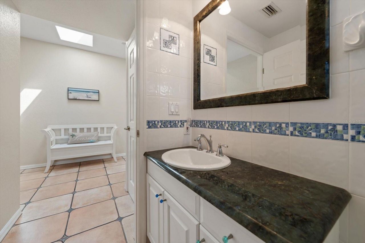 102 Gulf Boulevard, Unit 401, Indian Rocks Beach, FL 33785 Photo