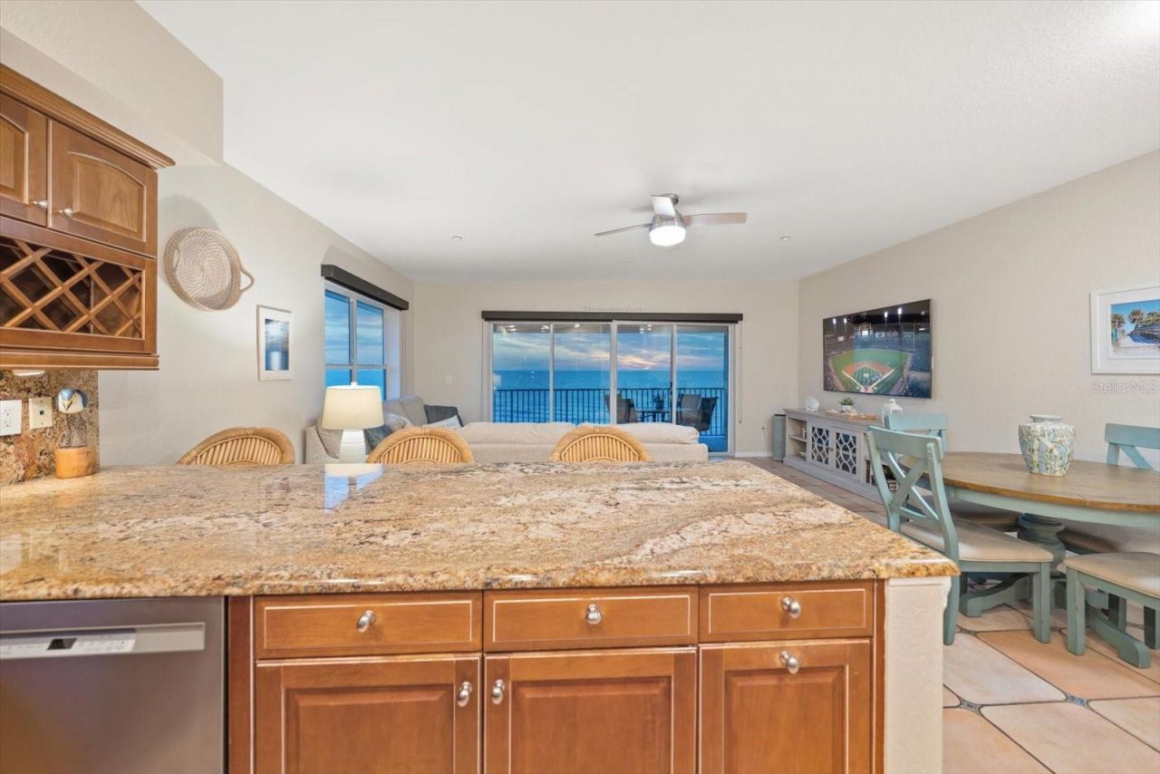 102 Gulf Boulevard, Unit 401, Indian Rocks Beach, FL 33785 Photo