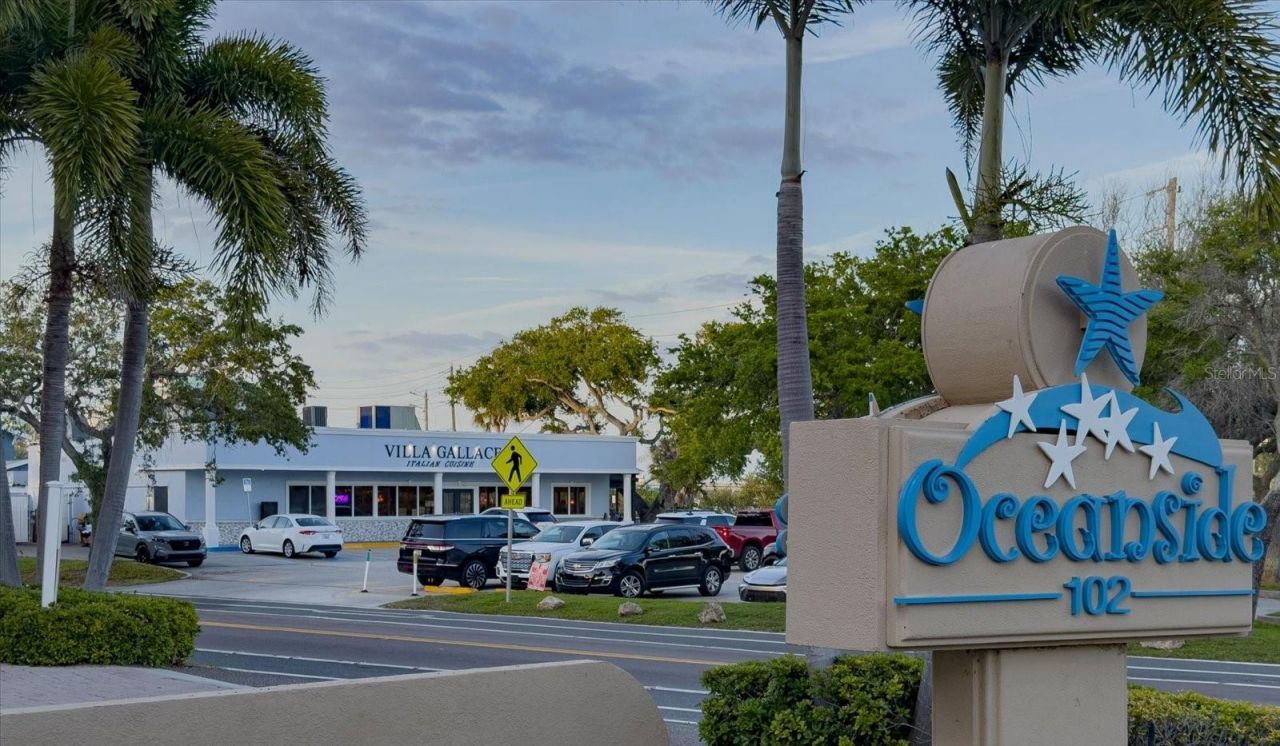 102 Gulf Boulevard, Unit 401, Indian Rocks Beach, FL 33785 Photo