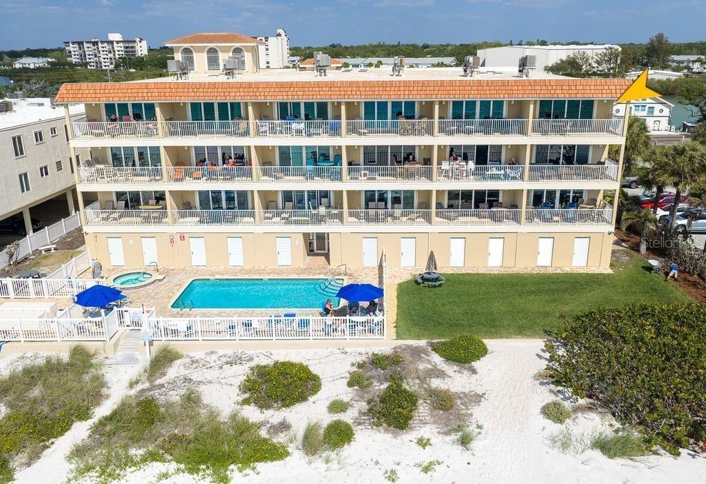 102 Gulf Boulevard, Unit 401, Indian Rocks Beach, FL 33785 Photo