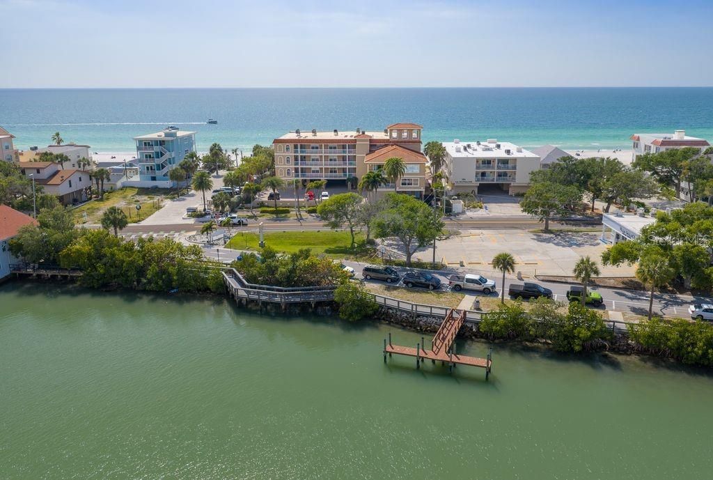 102 Gulf Boulevard, Unit 401, Indian Rocks Beach, FL 33785 Photo