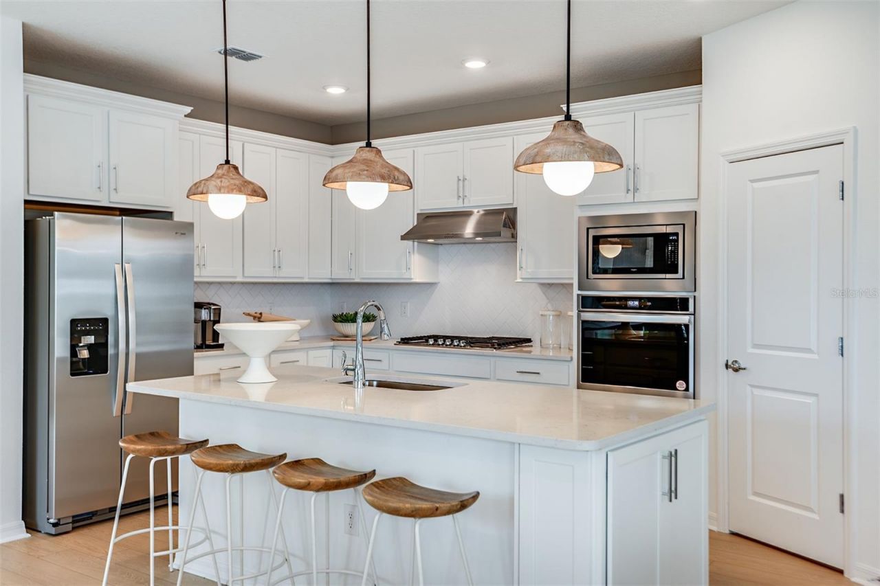 9809 Redwood Heights Loop, Thonotosassa, FL 33592 Photo