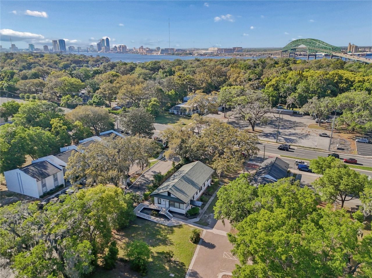 4004 Atlantic Boulevard, Jacksonville, FL 32207 Photo