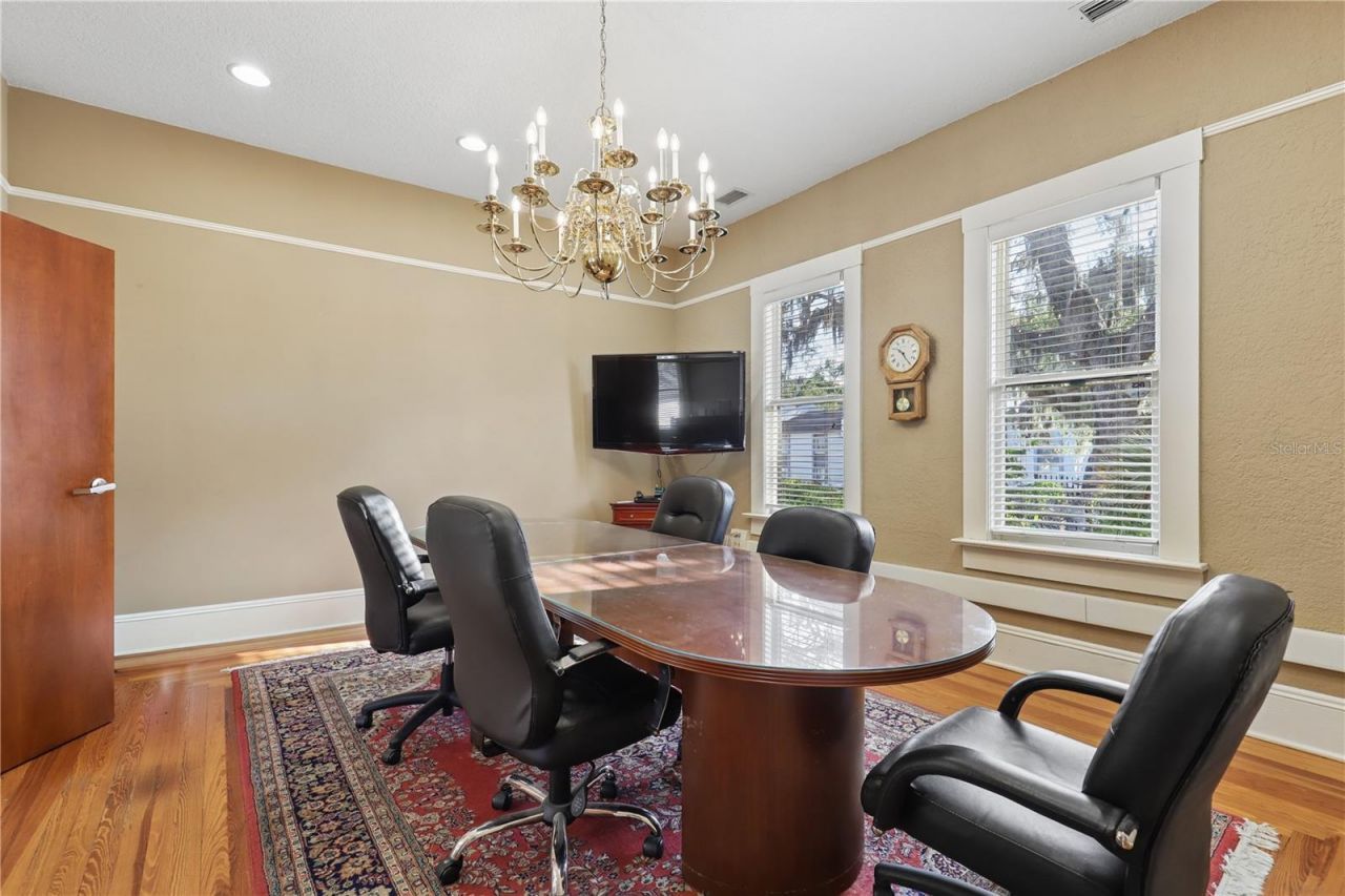 4004 Atlantic Boulevard, Jacksonville, FL 32207 Photo