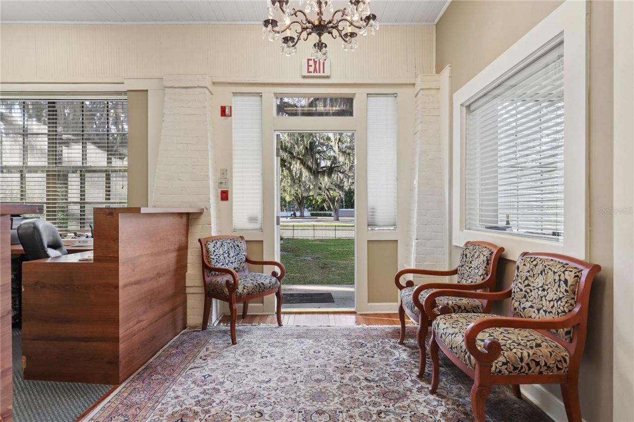 4004 Atlantic Boulevard, Jacksonville, FL 32207 Photo