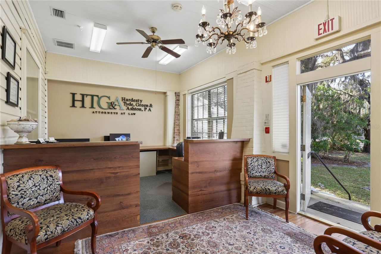 4004 Atlantic Boulevard, Jacksonville, FL 32207 Photo