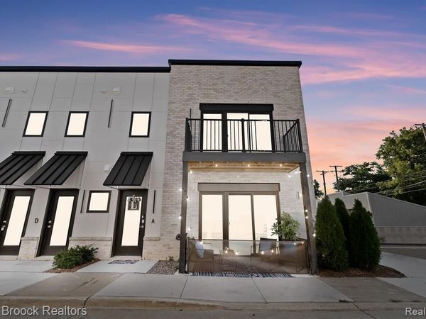 105 N Laurel Street , Royal Oak, MI 48067