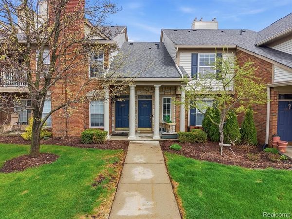 3570 Oakmonte Boulevard , Oakland Twp, MI 48306