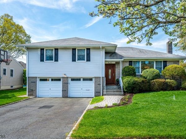 23 Shelley Rd, Springfield, NJ 07081