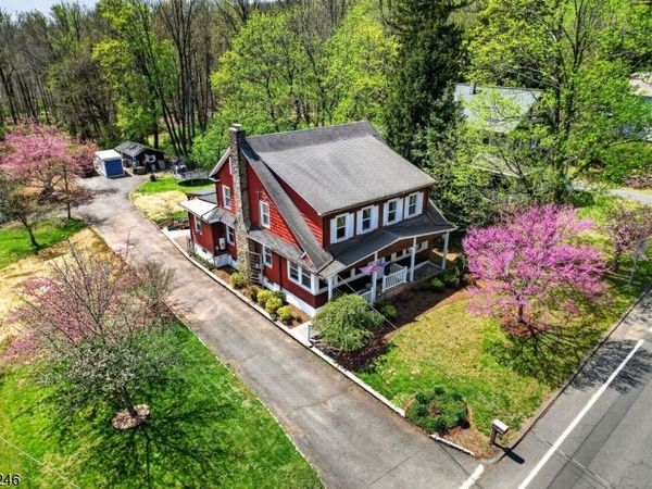 307 Stirling Rd, Watchung, NJ 07069