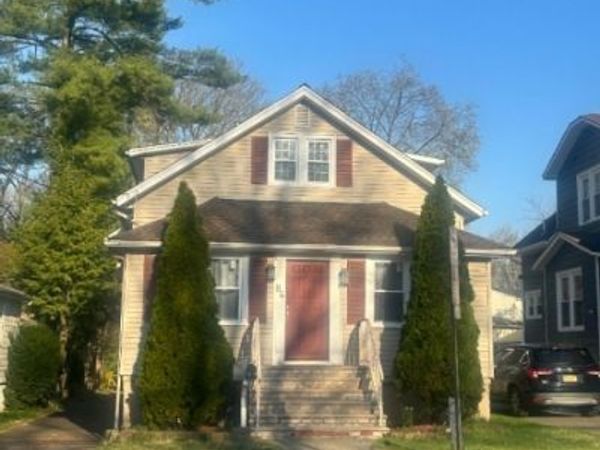 84 WASHINGTON AVE, Hawthorne, NJ 07506