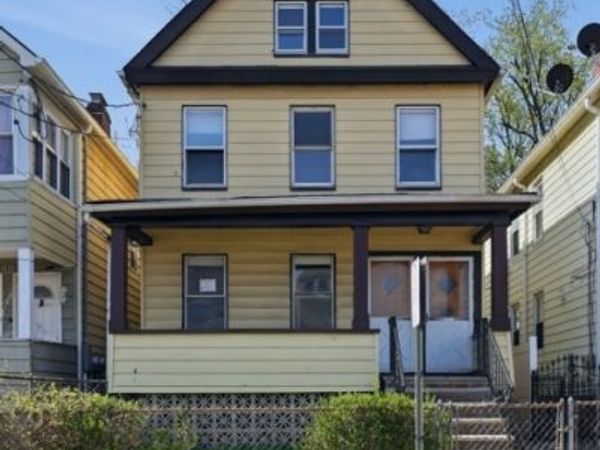 1024 Julia St, Elizabeth, NJ 07201