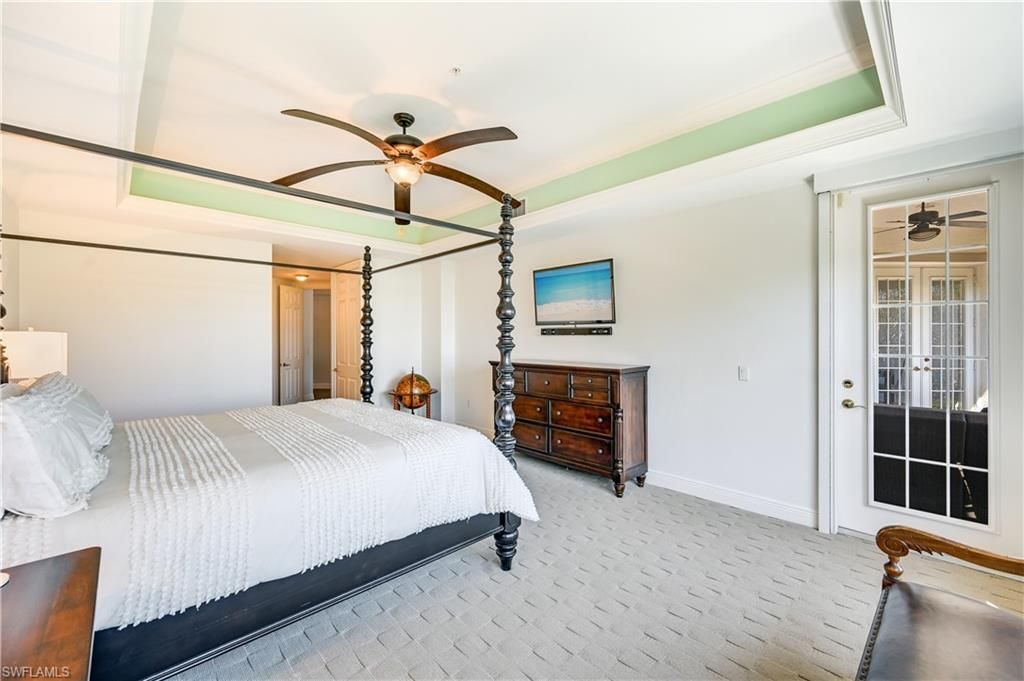 705 10th St S, Unit 301, Naples, FL 34102 Photo
