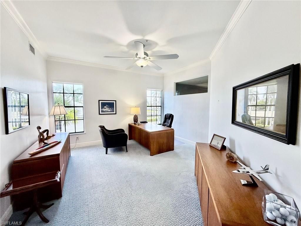 705 10th St S, Unit 301, Naples, FL 34102 Photo