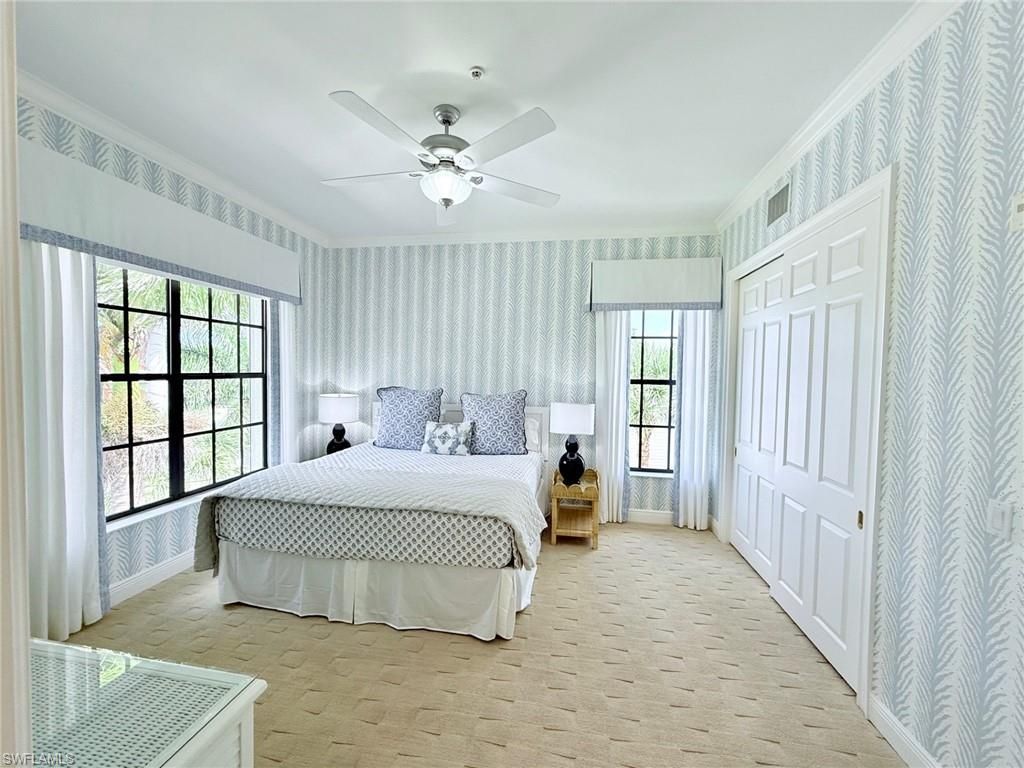705 10th St S, Unit 301, Naples, FL 34102 Photo