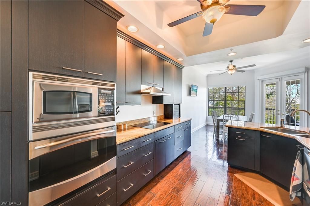 705 10th St S, Unit 301, Naples, FL 34102 Photo