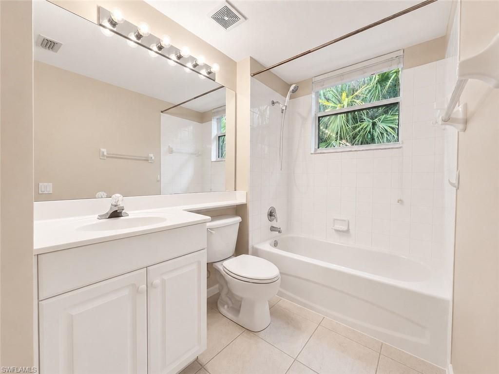 10020 Heather Ln, Unit 9-904, Naples, FL 34119 Photo