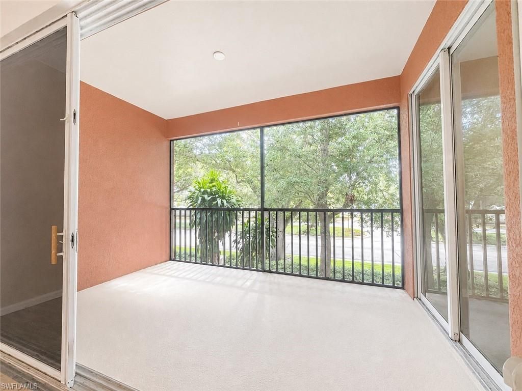 10020 Heather Ln, Unit 9-904, Naples, FL 34119 Photo
