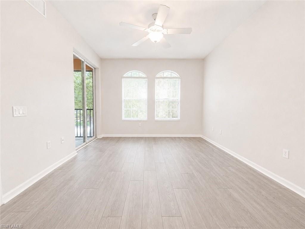 10020 Heather Ln, Unit 9-904, Naples, FL 34119 Photo