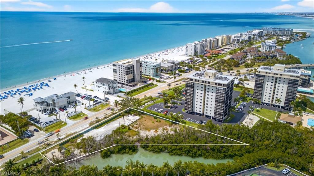 26201 Hickory Blvd, Bonita Springs, FL 34134 Photo