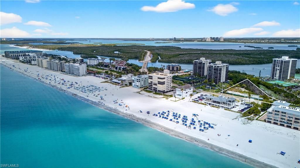 26201 Hickory Blvd, Bonita Springs, FL 34134 Photo