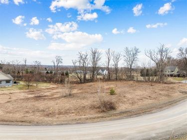 302 Carrara Circle , Lee Center, NY 13363