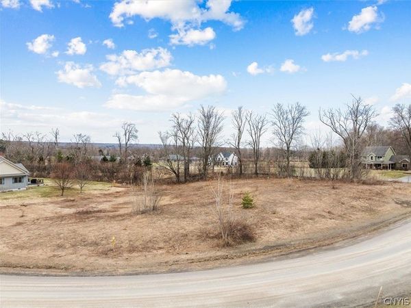 302 Carrara Circle , Lee Center, NY 13363