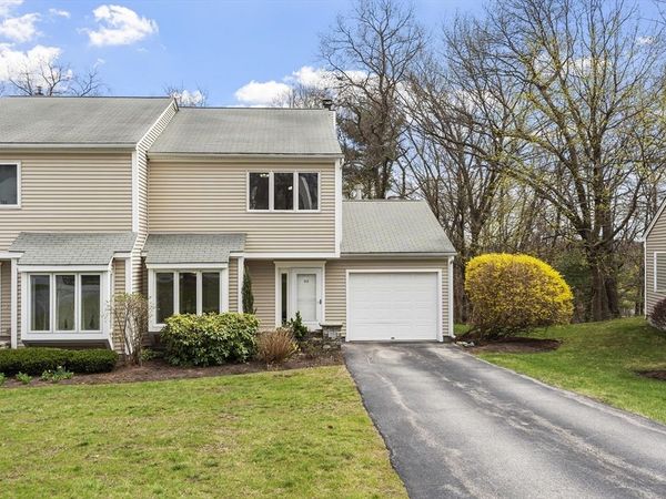 93 Oakwood Lane, Unit 93, Worcester, MA 01604