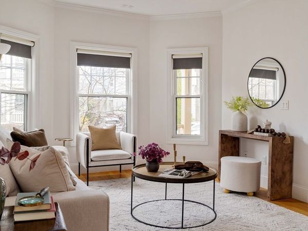 292 Summer St, Unit 1, Somerville, MA 02144