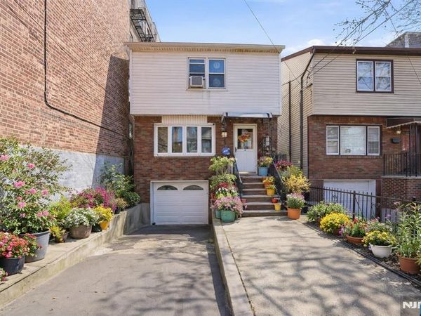 236 Garfield Avenue, JERSEY CITY, NJ 07305