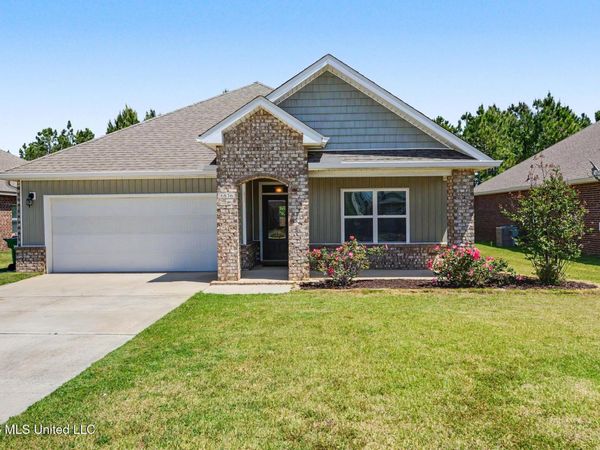 6836 Sweetclover Drive, Ocean Springs, MS 39564