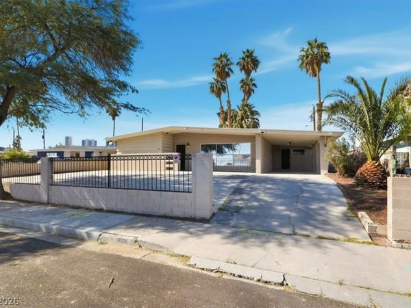 1808 8th Place , Las Vegas, NV 89104