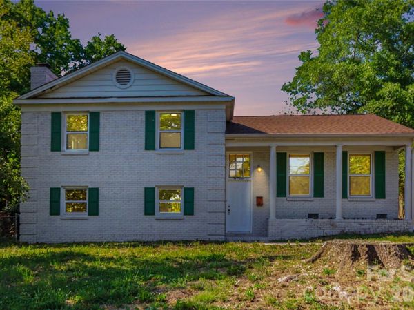 5439 Kerry Lane, Charlotte, NC 28215