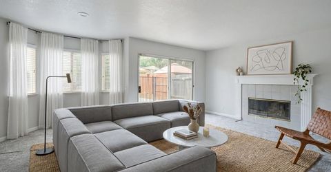 8239 Derbyshire Cir, Sacramento, CA 95828 Photo