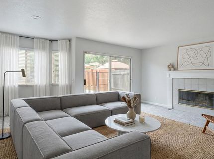 8239 Derbyshire Cir, Sacramento, CA 95828 Photo