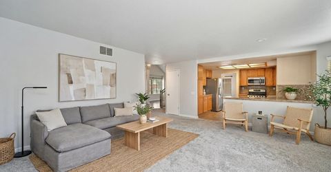 8239 Derbyshire Cir, Sacramento, CA 95828 Photo