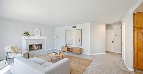 8239 Derbyshire Cir, Sacramento, CA 95828 Photo