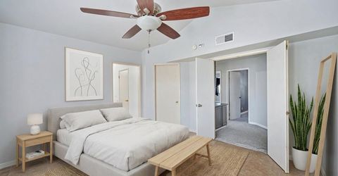 8239 Derbyshire Cir, Sacramento, CA 95828 Photo