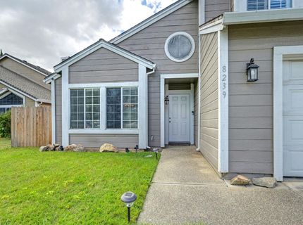 8239 Derbyshire Cir, Sacramento, CA 95828 Photo